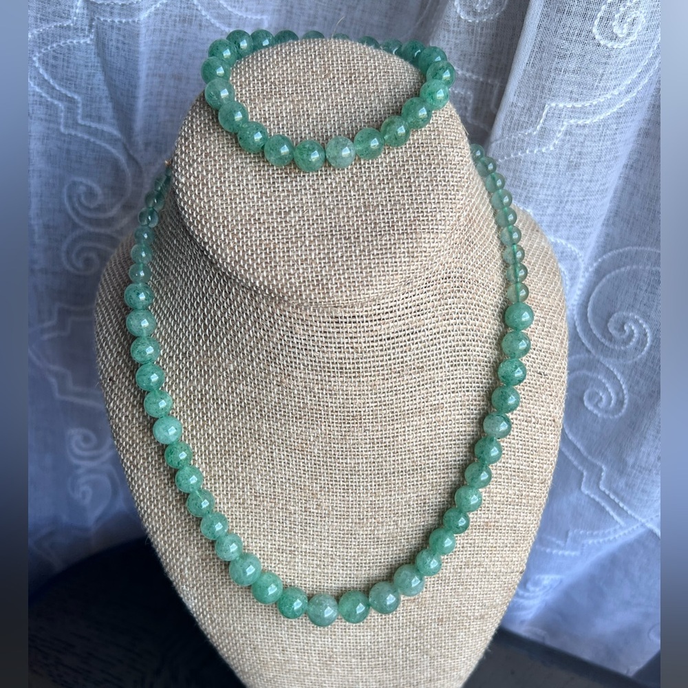 Green strawberry quartz necklace set 18’